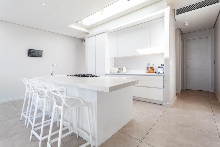 To Let 4 Bedroom Property for Rent in Camps Bay Western Cape